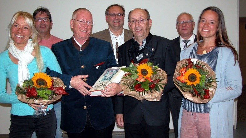 Gruppenfoto von Vertreterinnen und Vertretern der Sängergruppe Bad Kissingen © Ewald Kiesel