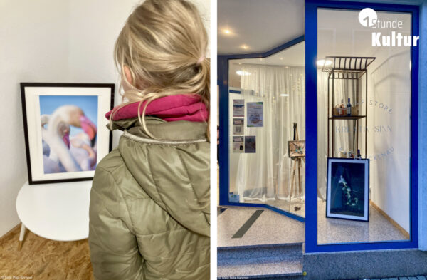 Mädchen betrachtet Fotografie